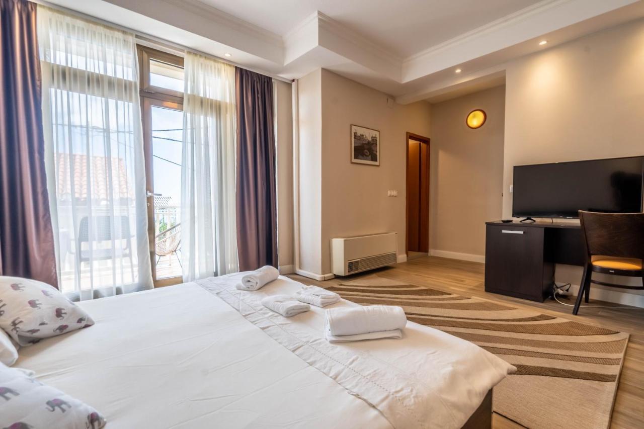 Hotel Pansion Epetium Stobreč Exteriér fotografie