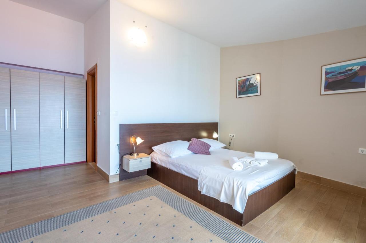 Hotel Pansion Epetium Stobreč Exteriér fotografie