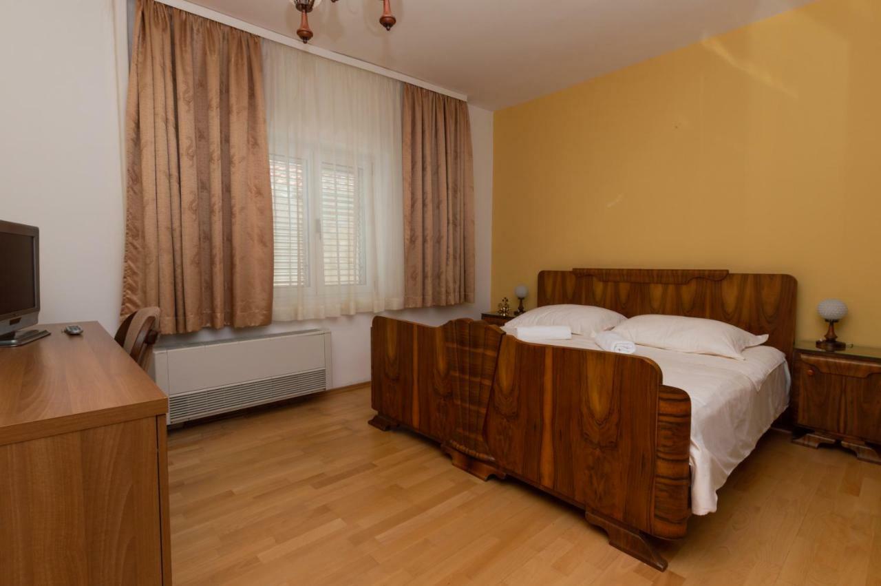 Hotel Pansion Epetium Stobreč Exteriér fotografie